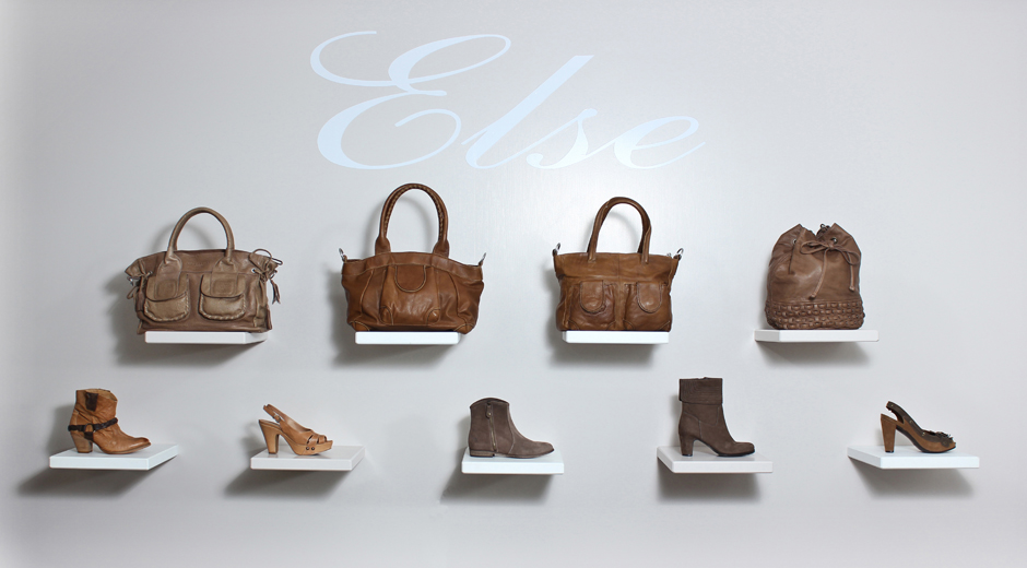 Handtaschen mit passenden Schuhen - Produktfotografie Köln